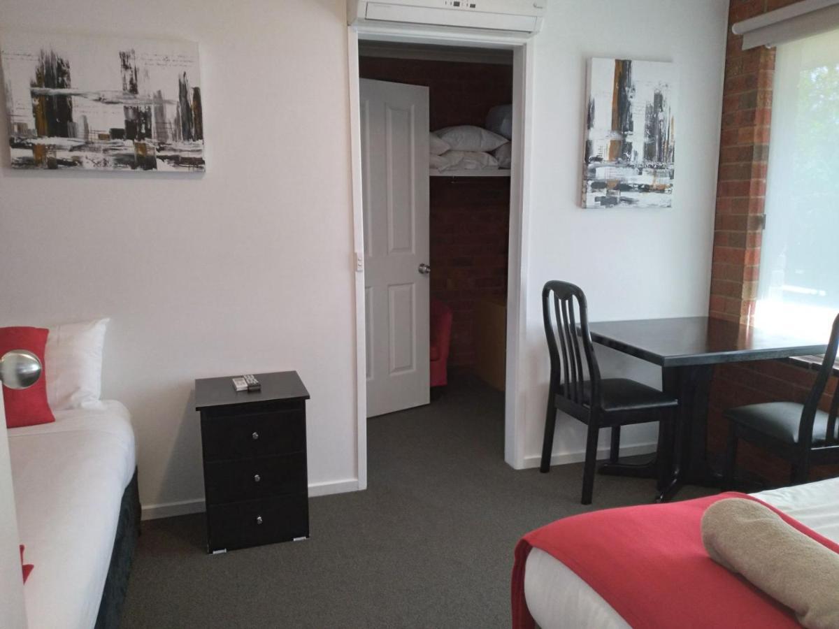Pevensey Motor Lodge Echuca Dış mekan fotoğraf
