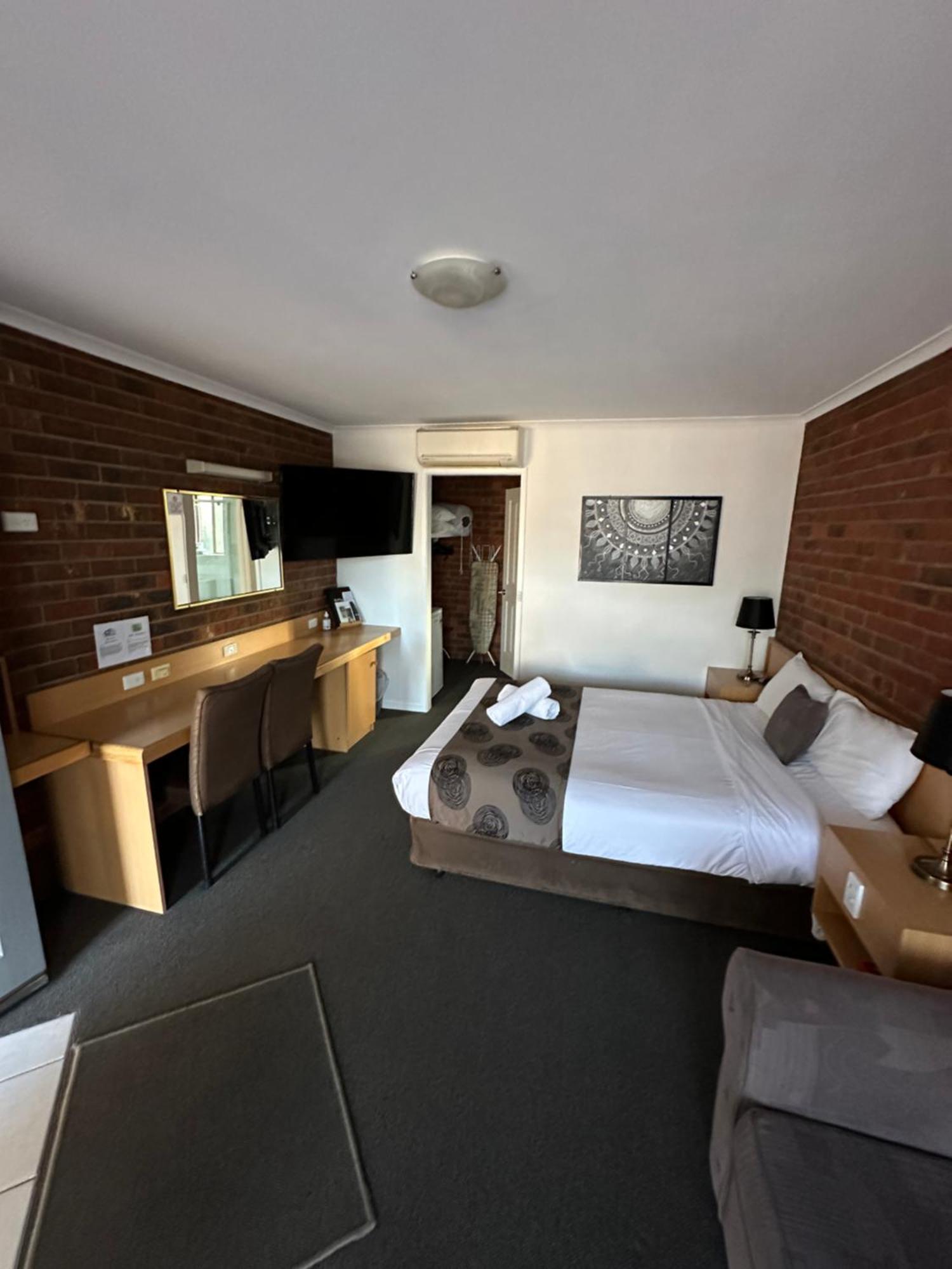 Pevensey Motor Lodge Echuca Dış mekan fotoğraf