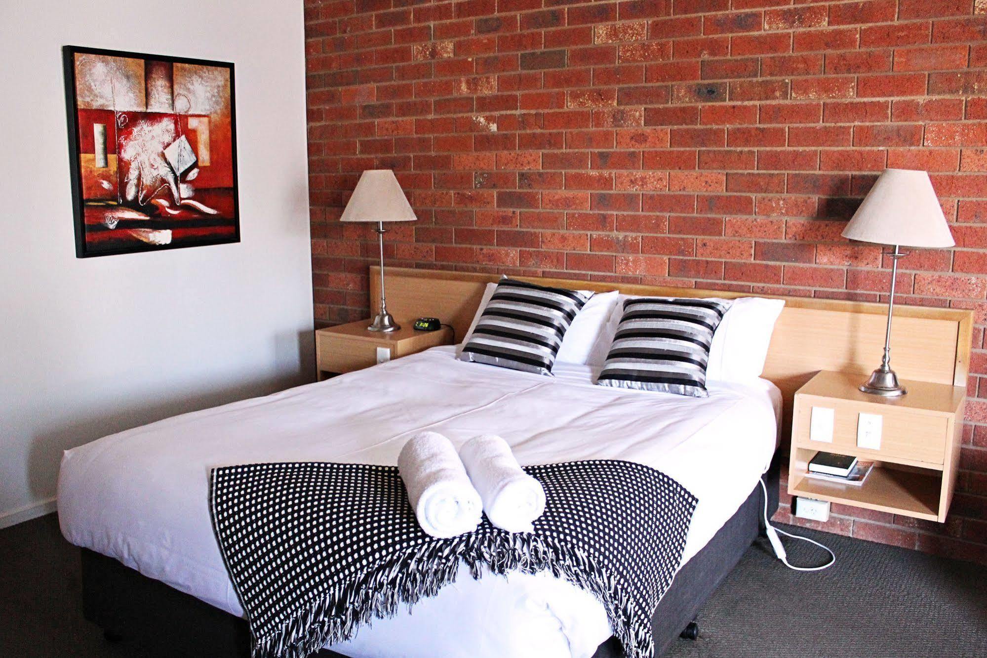 Pevensey Motor Lodge Echuca Dış mekan fotoğraf