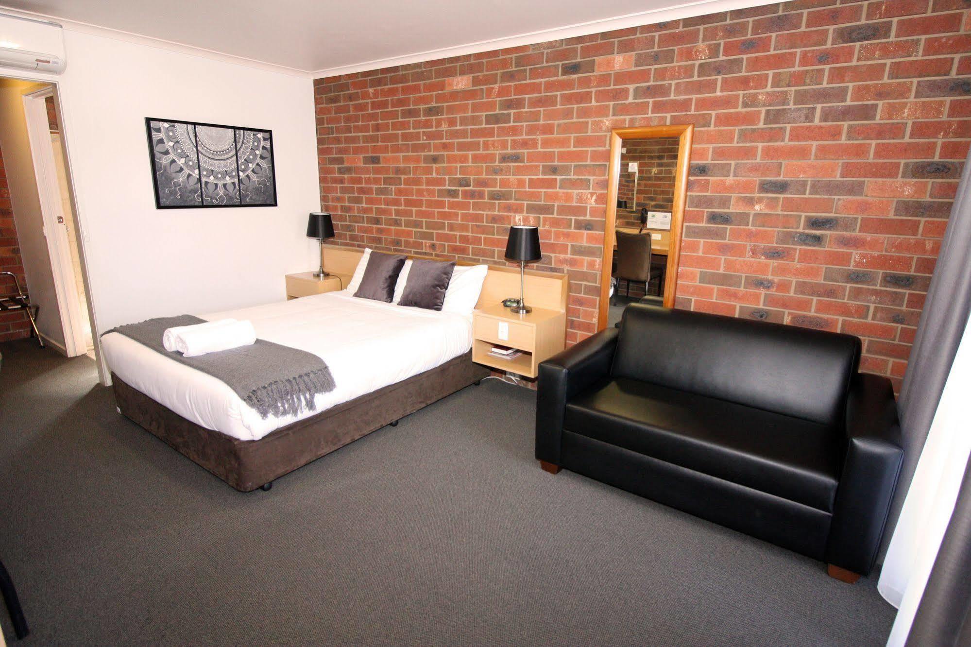 Pevensey Motor Lodge Echuca Dış mekan fotoğraf