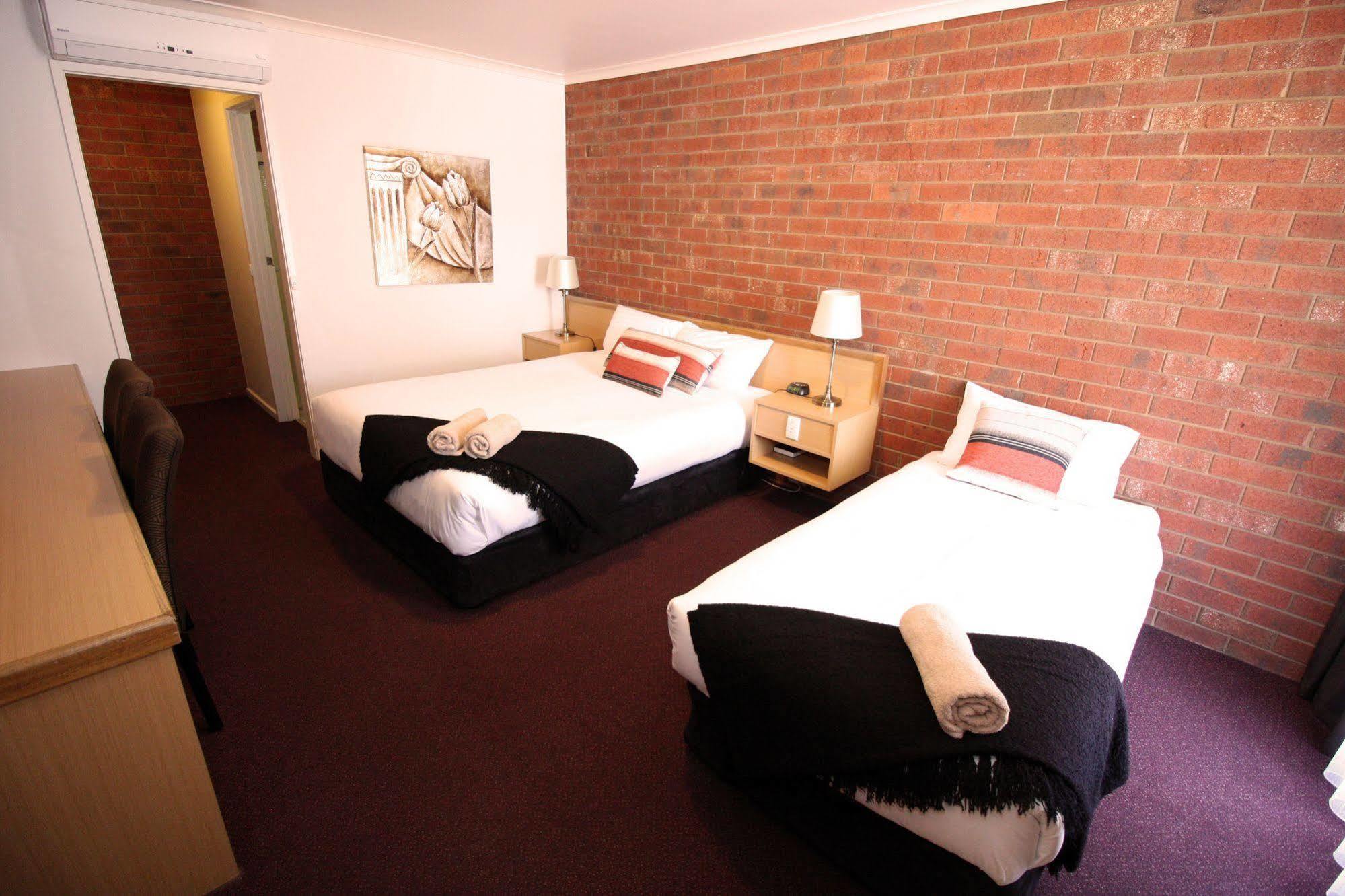 Pevensey Motor Lodge Echuca Dış mekan fotoğraf