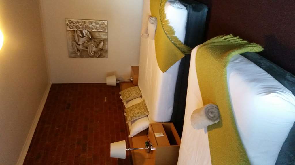 Pevensey Motor Lodge Echuca Oda fotoğraf