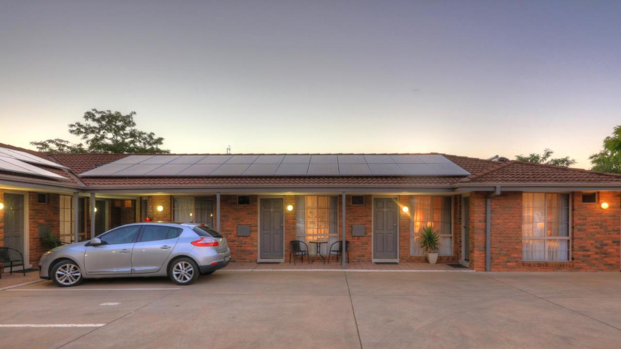 Pevensey Motor Lodge Echuca Dış mekan fotoğraf